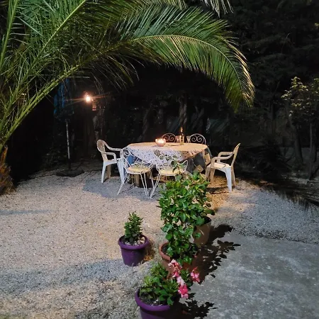 Holiday home La Desiree - De Villa, 68m2, 8 Personnes Max, Climatise, 4 Etoiles, 120m2 De Jardin Et Parking, Wifi, Vu *