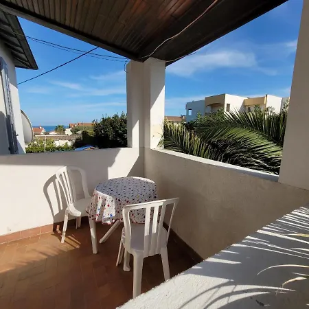 La Desiree - De Villa, 68m2, 8 Personnes Max, Climatise, 4 Etoiles, 120m2 De Jardin Et Parking, Wifi, Vu Holiday home